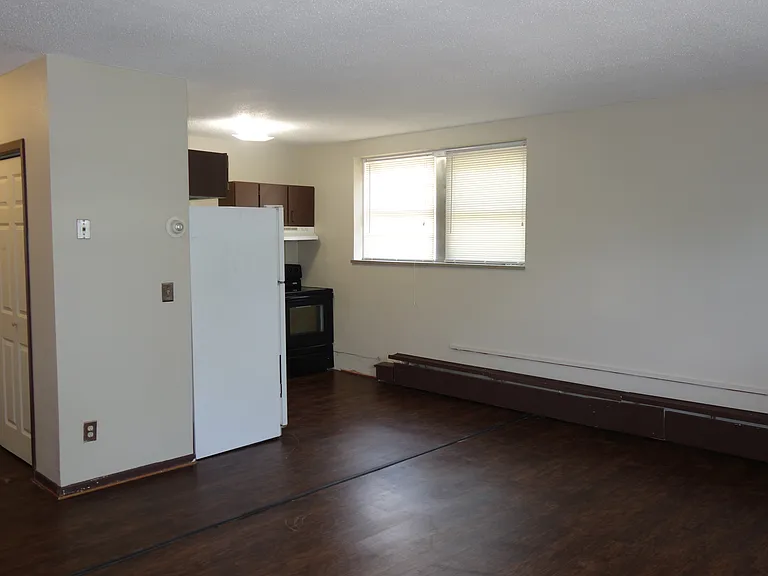 445 State Ave — Photo 33