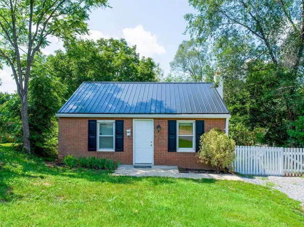 117 Walnut St, Martinsburg, WV 25401