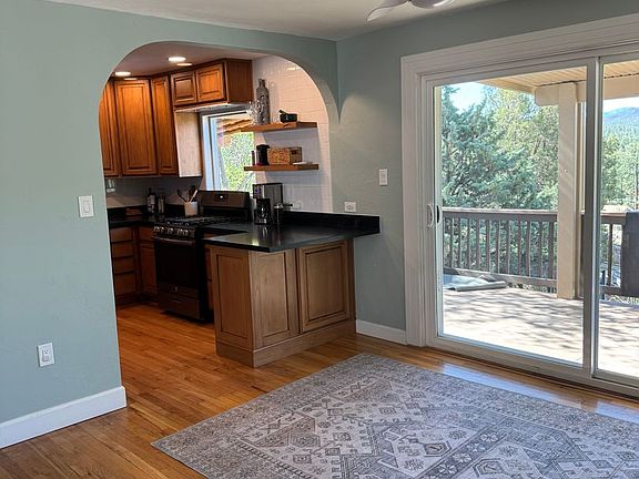 3rd image of 837 Country Club Dr #A