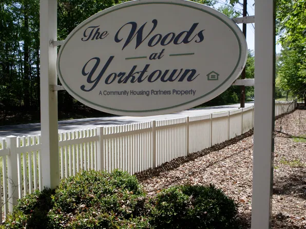 Woods at Yorktown Apartments, 2801 Old Williamsburg Rd #Fbce1abe3, Yorktown, VA 23690