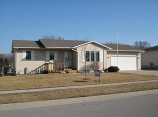 610 Samson St, Roland, IA 50236