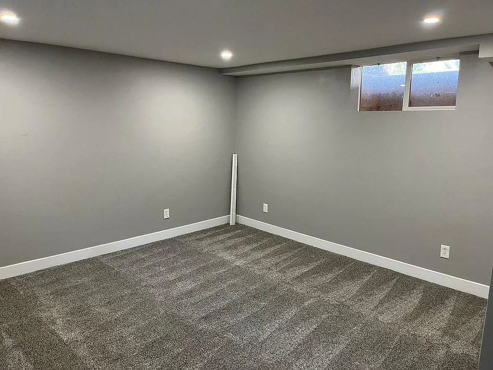 3 bed, 1900 sqft, $2,300 — Photo 4