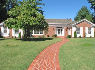 1201 E Loren St, Springfield, MO 65804