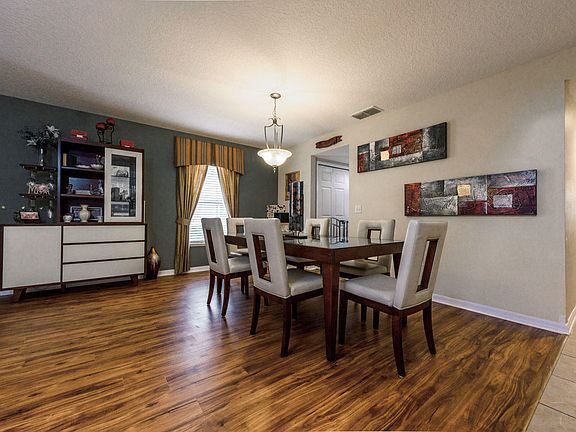 4th image of 3807 Sunset Cove Dr