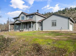 12594 McNeil Creek Rd, Trail, OR 97541