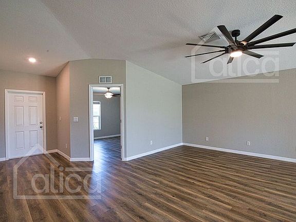4th image of 2510 14th St SW