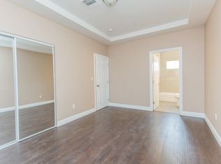 227 E 84th St, Los Angeles, CA 90003