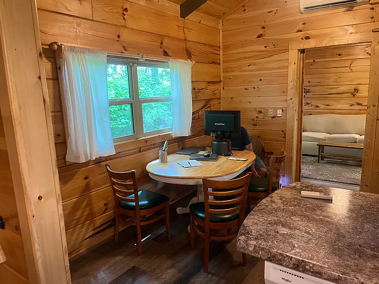 132 Yellow Pine Rd — Photo 2