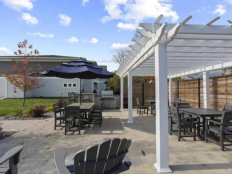 Haddam Village Commons — Photo 10
