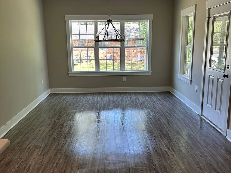 100 Nora Ln — Photo 20