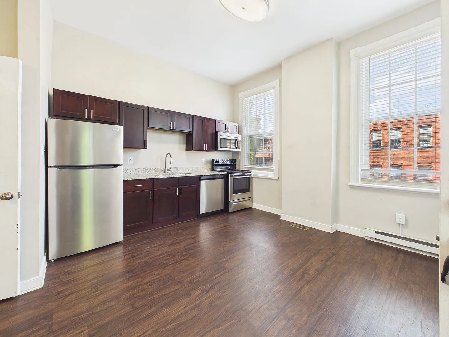 1 bed, 1.0 bath, 850 sqft, $1,595 — Photo 4