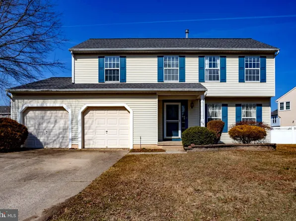 213 Ashley Ln, Lumberton, NJ 08048