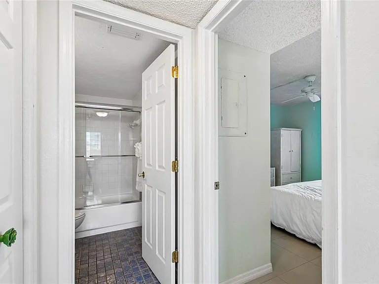 719 Pinellas Bayway S #301 — Photo 37