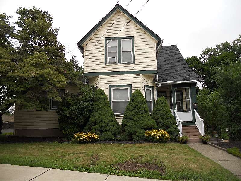 32 Maple St, Newburgh, NY 12550 Zillow