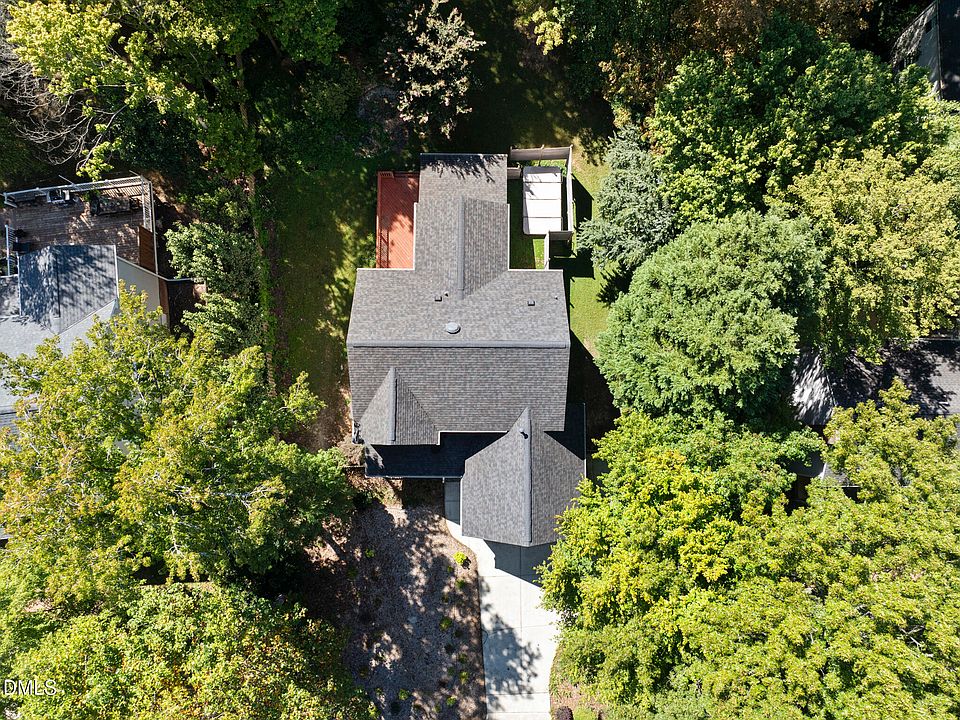 2nd image of 120 Antler Point Dr
