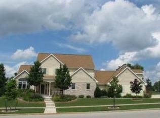 1620 Schloemer Dr, West Bend, WI 53095
