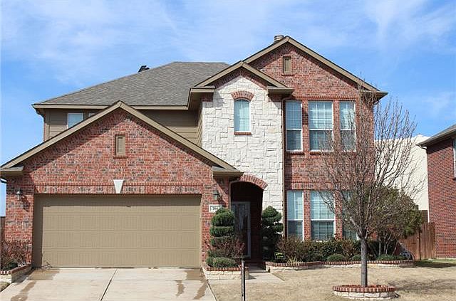 1st image of 704 Marina Vista Dr
