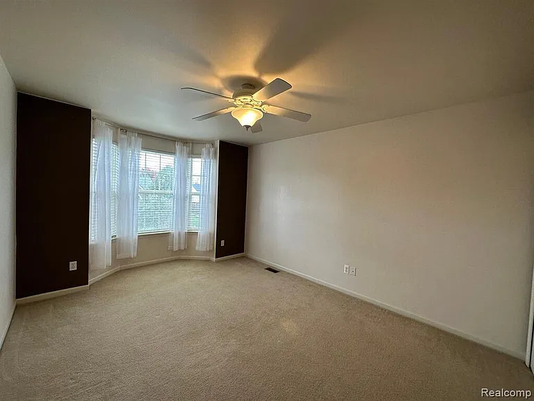 16491 Mulberry Way — Photo 32
