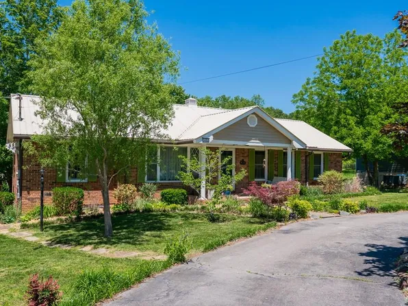 3452 Cherokee Dr, Cookeville, TN 38506