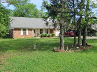 208 Jones Rd, Elkhart, TX 75839