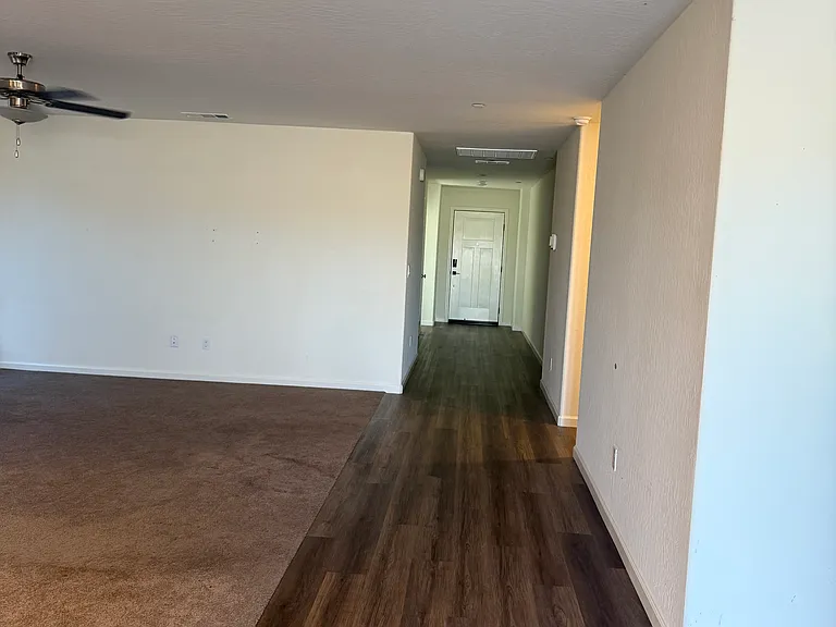 1547 Seneca Dr — Photo 10