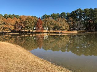 250 Crescent Lake Dr, Madison, MS 39110