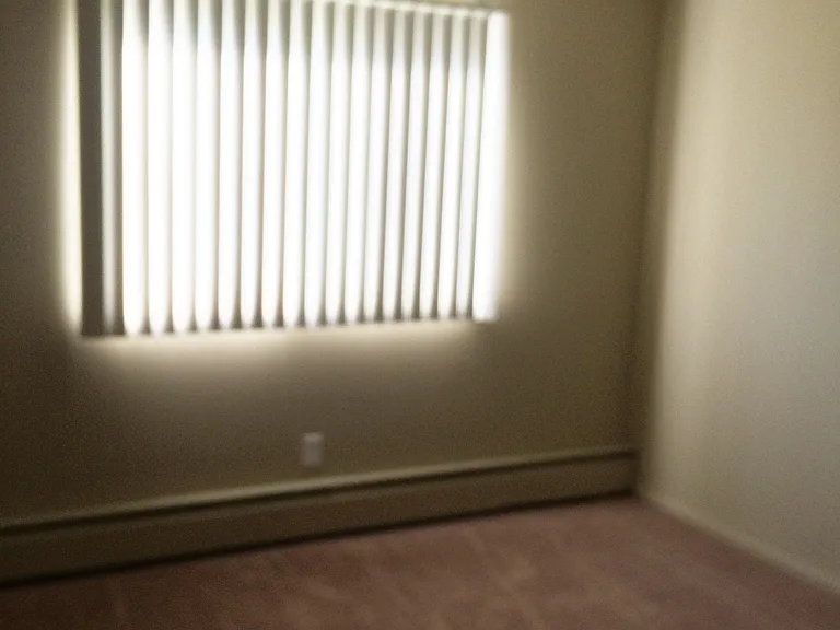 Holland Gardens Apartments — Photo 32