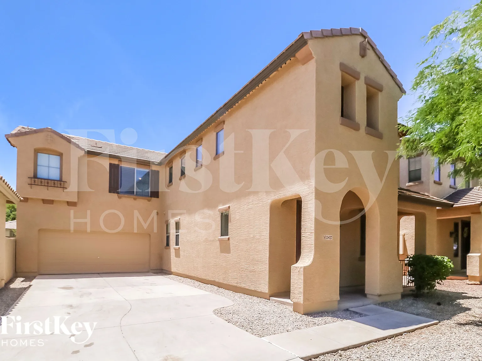 3 bed, 2.5 bath, 2234 sqft, $2,155 — Photo 2