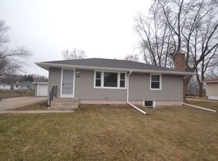 11316 Palm St NW, Coon Rapids, MN 55448