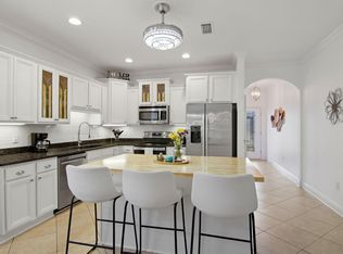 11 Hemingway Ln, Freeport, FL 32439