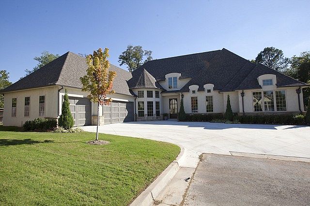 Incredible new home in Midtown!