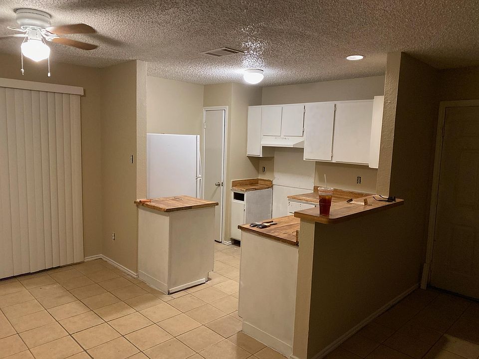 1st image of 8846 Meadow Trace St