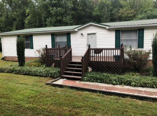 708 Oak Grove Rd, Landrum, SC 29356