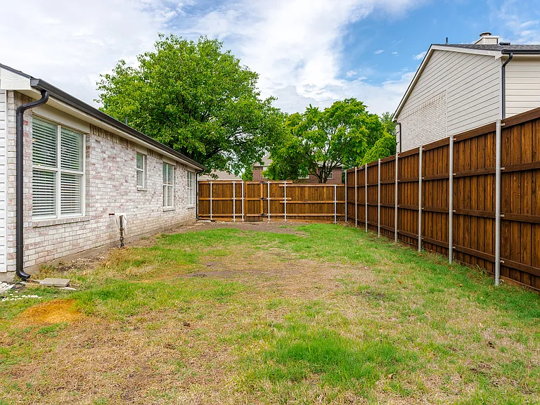 1104 Centennary Dr — Photo 32