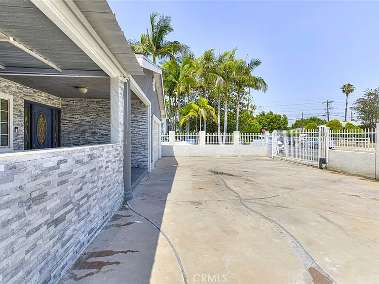 6149 Case Ave — Photo 39