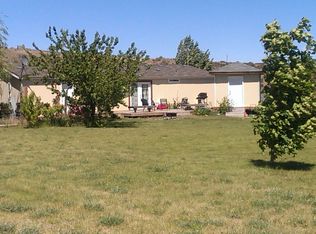 1104 S Fork Rd, Yakima, WA 98903