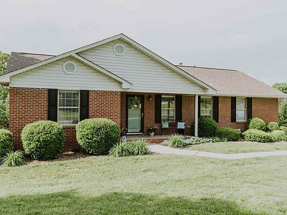 2nd image of 6208 Golden Dr