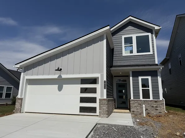 1012 Linn Cove Ct, Gallatin, TN 37066