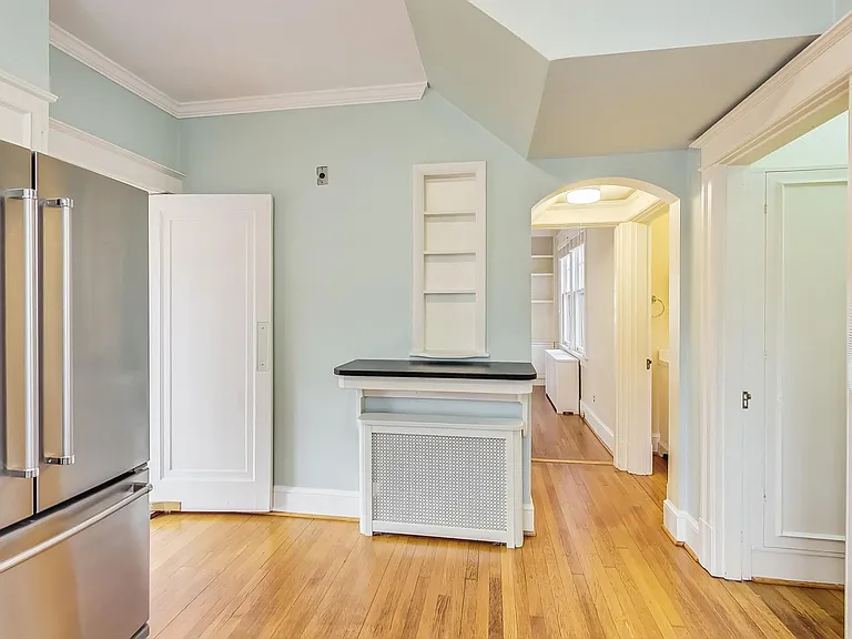 4509 Highland Ave — Photo 8
