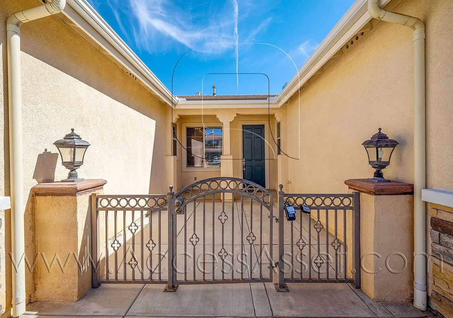 Spacious Single-Story French Valley Home with 3 Beds & 3 Baths — Photo 3