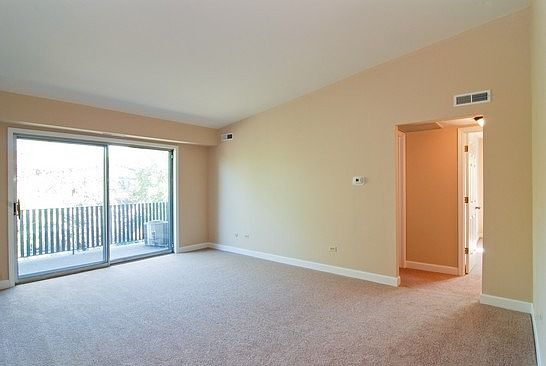 2nd image of 5225 James Ln APT 1411