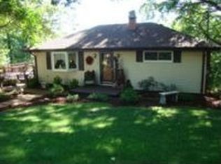 513 Harbison Rd, Beaver Falls, PA 15010