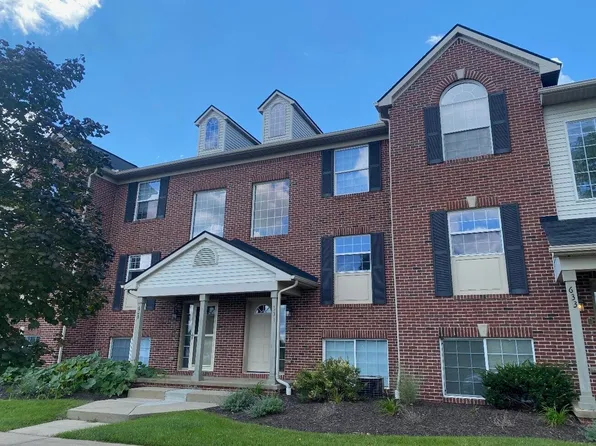 631 Nantucket Dr, Lansing, MI 48906