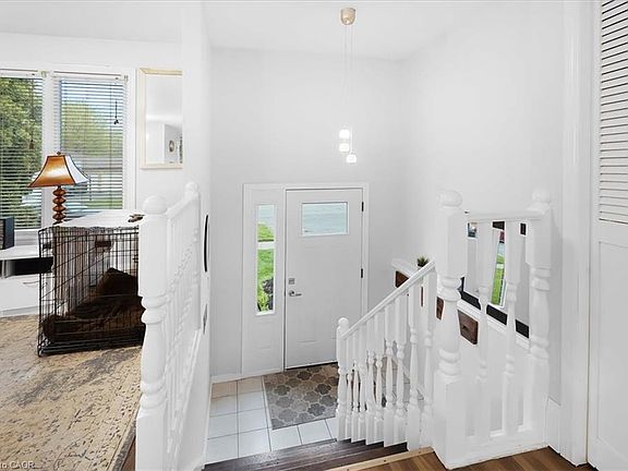 4th image of 3958 23rd St