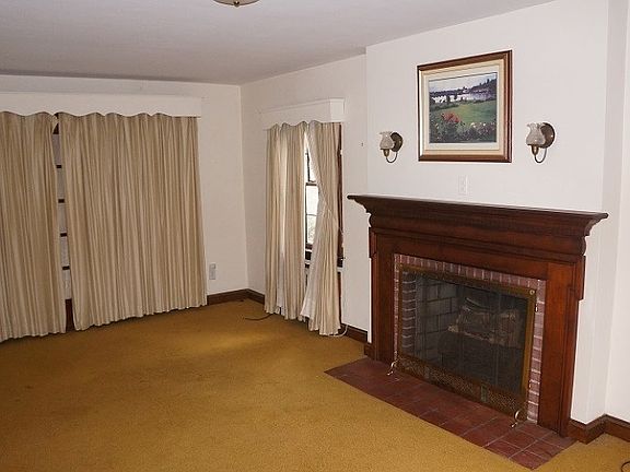 3rd image of 190 Roseland Ave