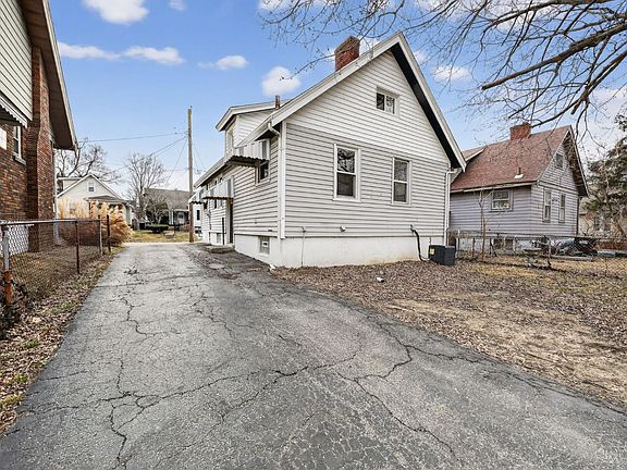 2nd image of 1806 Sterling Ave