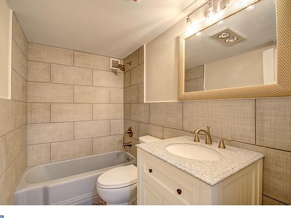 4th image of 2401 Pennsylvania Ave APT 1001