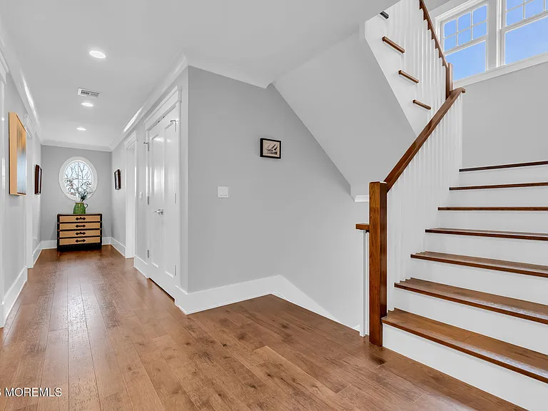 218 Worthington Ave — Photo 30