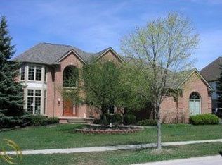 21529 Chase Dr, Novi, MI