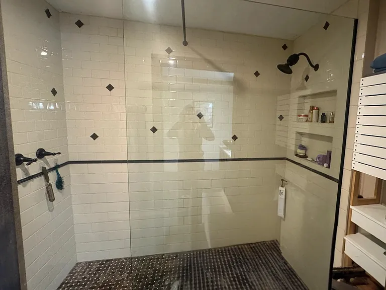 N 22nd Pl — Photo 10